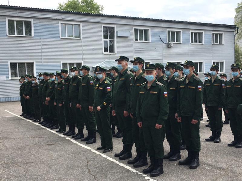 Из Сызрани в Вооруженные силы РФ отправились первые призывники 2022 года