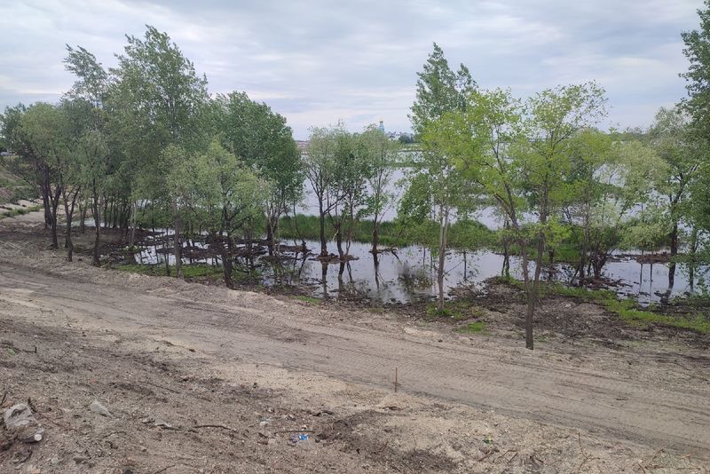 На строящейся Монастырской набережной в Сызрани затопило подготовленный для благоустройства участок