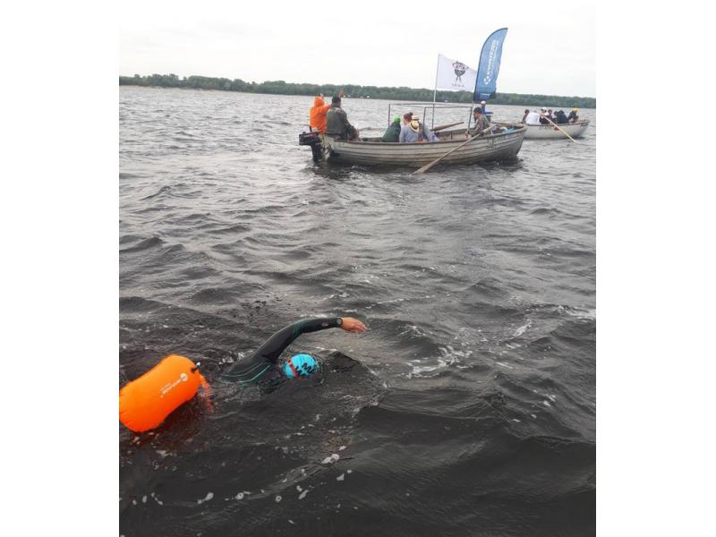 Пять дней пловцы X-WATERS 2022 покоряли Волгу, Усу и километры «жидкой дороги»: видео