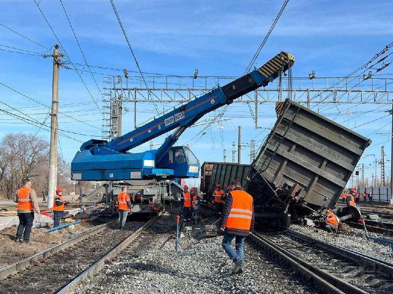 �� �������� ������ � ��������� ������� ��������� ���� �������: ����������, ���  ��� ����� ���������