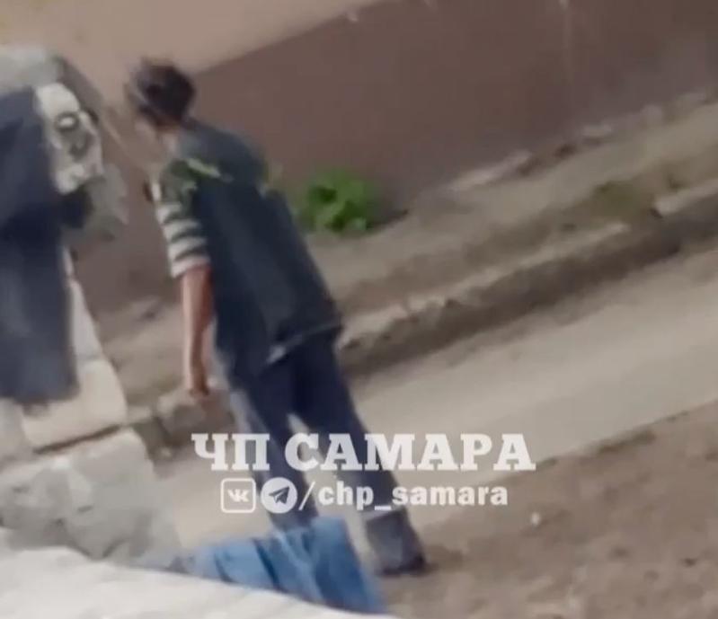 «Подымай пацанов, убивать будем!» В Самарской области уголовник устроил стрельбу во дворе