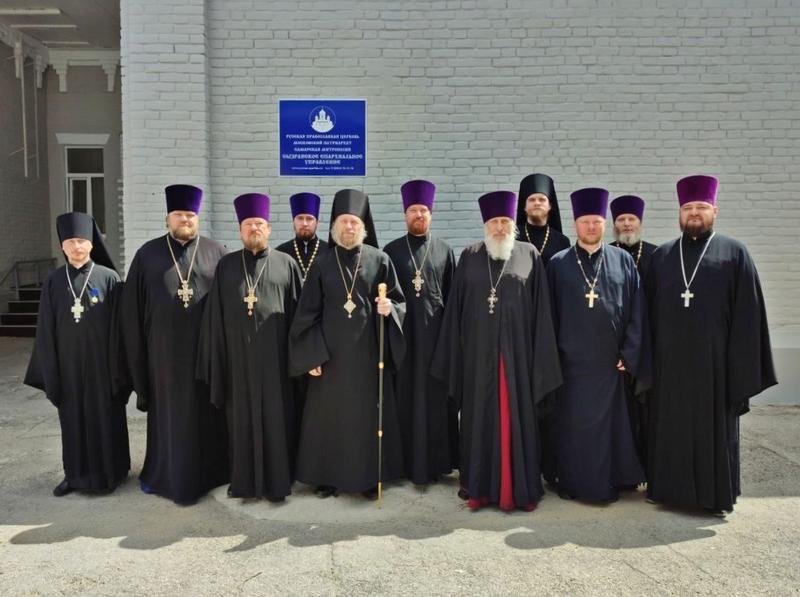 Известным в Сызрани священнослужителям поставлены новые задачи, в городе определены новые благочиния: о переменах в работе епархии