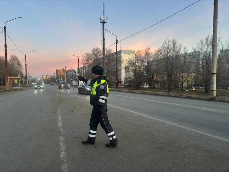 В Сызрани выборочно останавливают автомобили, чтобы определить - назначить ли владельцу штраф