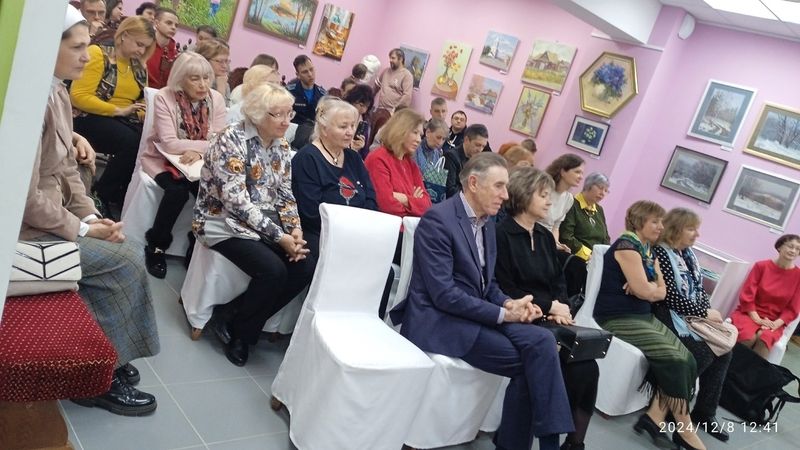 Художники Сызрани открыли выставку, на которой точно не заскучаешь