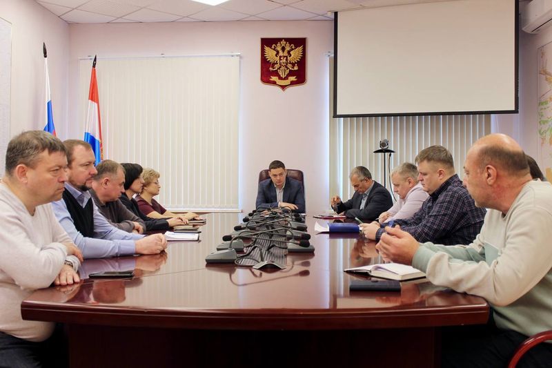 Глава Сызрани разобрал с перевозчиками жалобы горожан на заторы на дорогах
