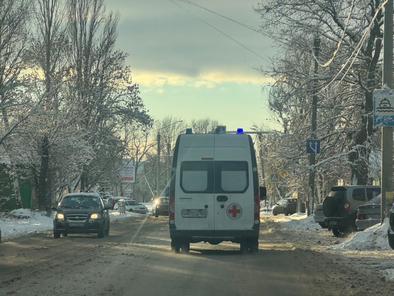 В Сызрани в вечерний час пик автомобиль сбил пешехода