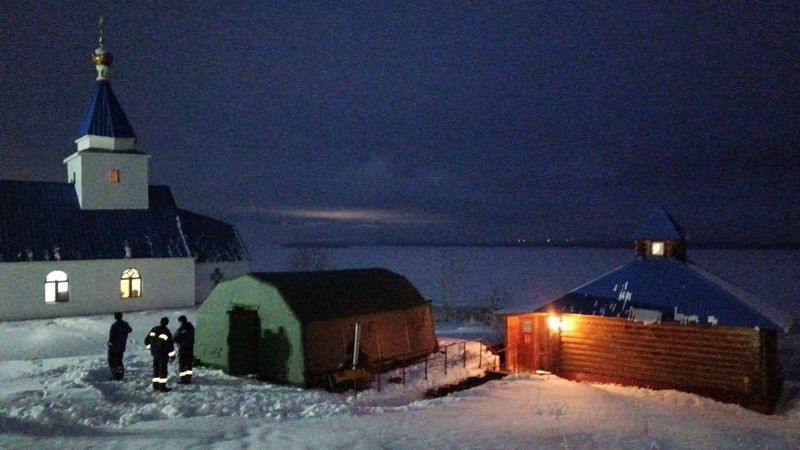 У Святого источника в Сызрани установлены палатки - что еще сделано для удобства горожан