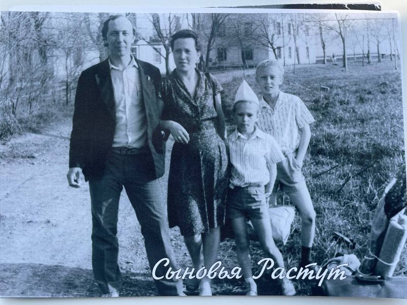 «Отец ушел - и осталась пустота...» Каким Али Рахматулина знали только самые близкие люди