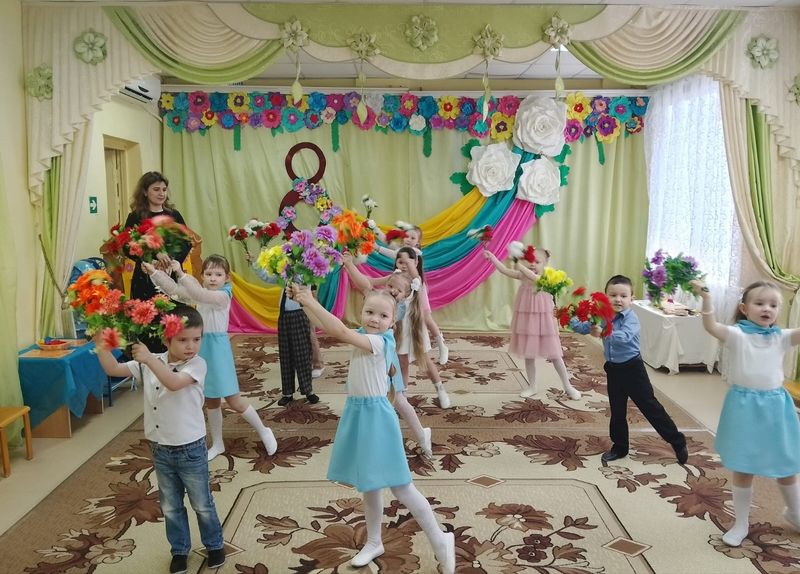 В Сызрани дети отправили старушку, махнувшую рукой на свою внешность, на спа-процедуры