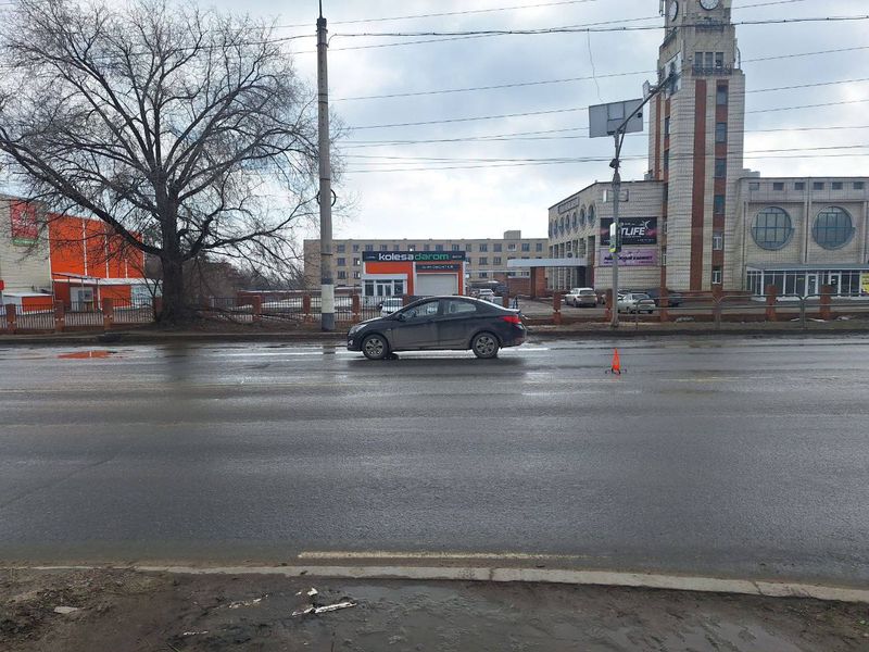 В Сызрани женщину сбили на «зебре», которую раньше охранял жестяной мальчик