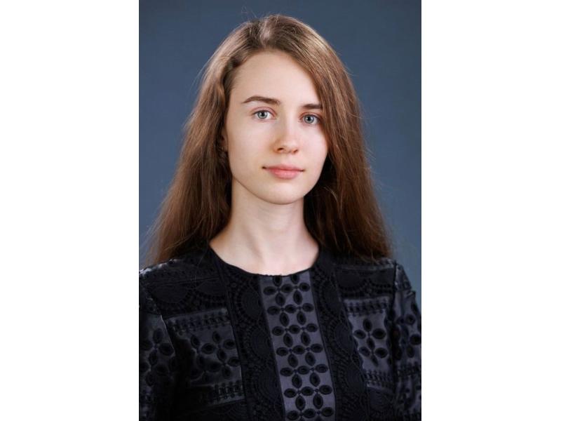 Школьница из Сызрани оказалась талантливее и способнее тысяч российских сверстников