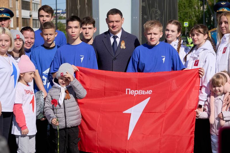 В Сызрани праздник стартовал у стелы «Город трудовой доблести»