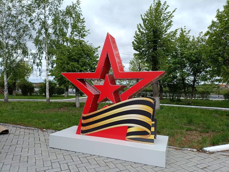 В Сызрани к Дню Победы установлен новый арт-объект, а скоро он станет еще краше