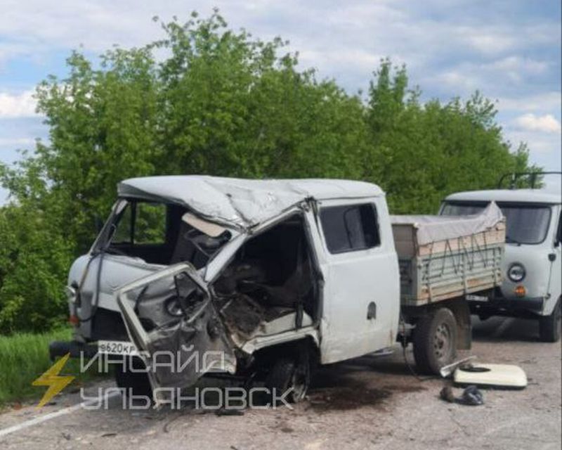 Врачи пытались спасти попавшего в ДТП водителя