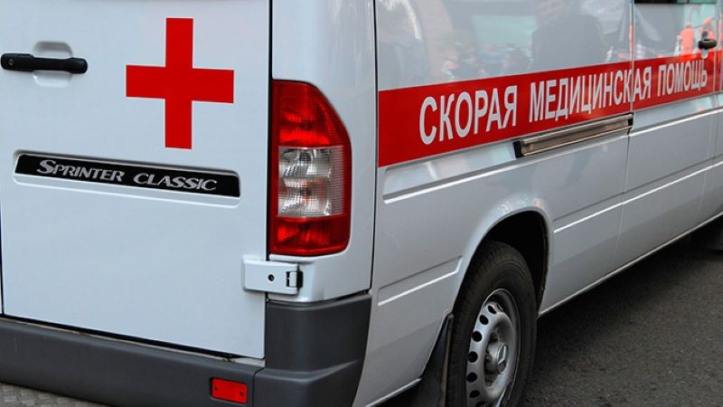 Медики прибыли вовремя: в Октябрьске поминальный обед закончился поножовщиной