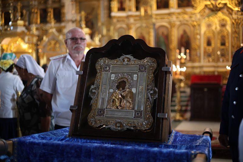 В Сызрани прошел малый крестный ход - и теперь самую известную икону города ждет путешествие