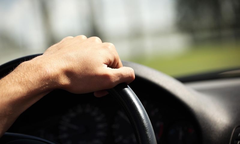 В Сызрани двое странных мужчин преследовали девушку, но их спугнули