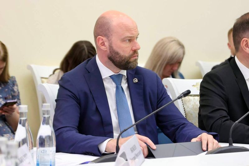 В правительстве Самарской области задумались о зависимом положении муниципалитетов