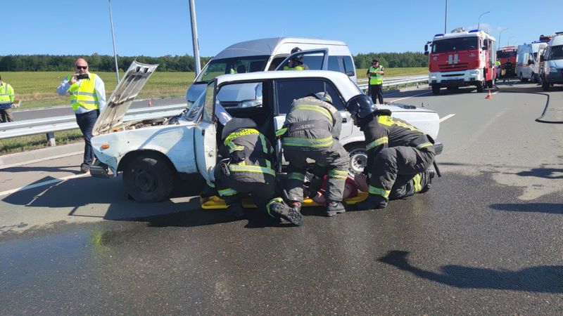 Всех в объезд: сегодня платную дорогу под Сызранью перекрыла полиция