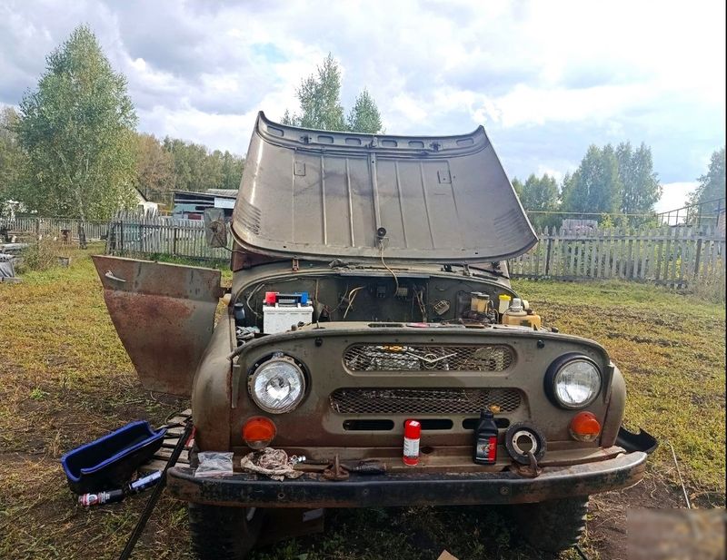 Добровольцы готовят УАЗ с подарками для бойцов - жители Сызрани могут поддержать их