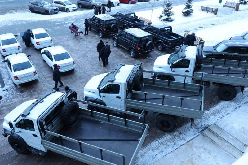 В зону СВО из Самарской области отправлены квадрокоптеры местного производства и автомобили